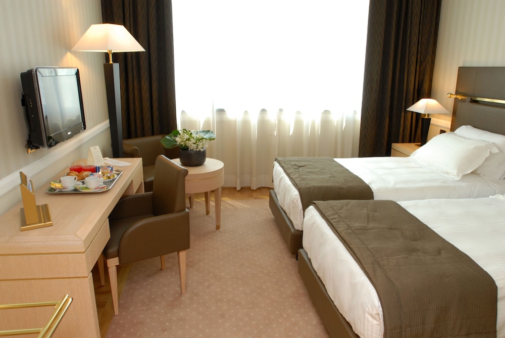Grand Hotel Duca Di Mantova 11/36