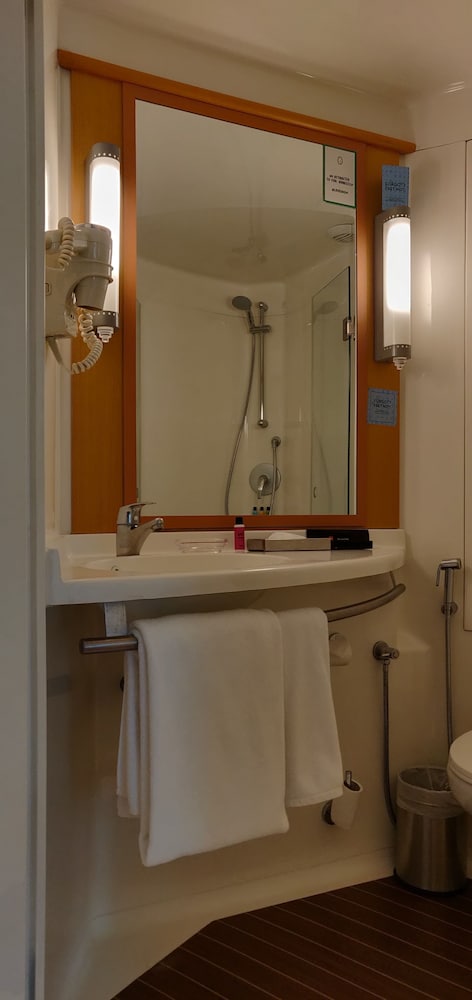 Ibis Bangalore City Center 55/71