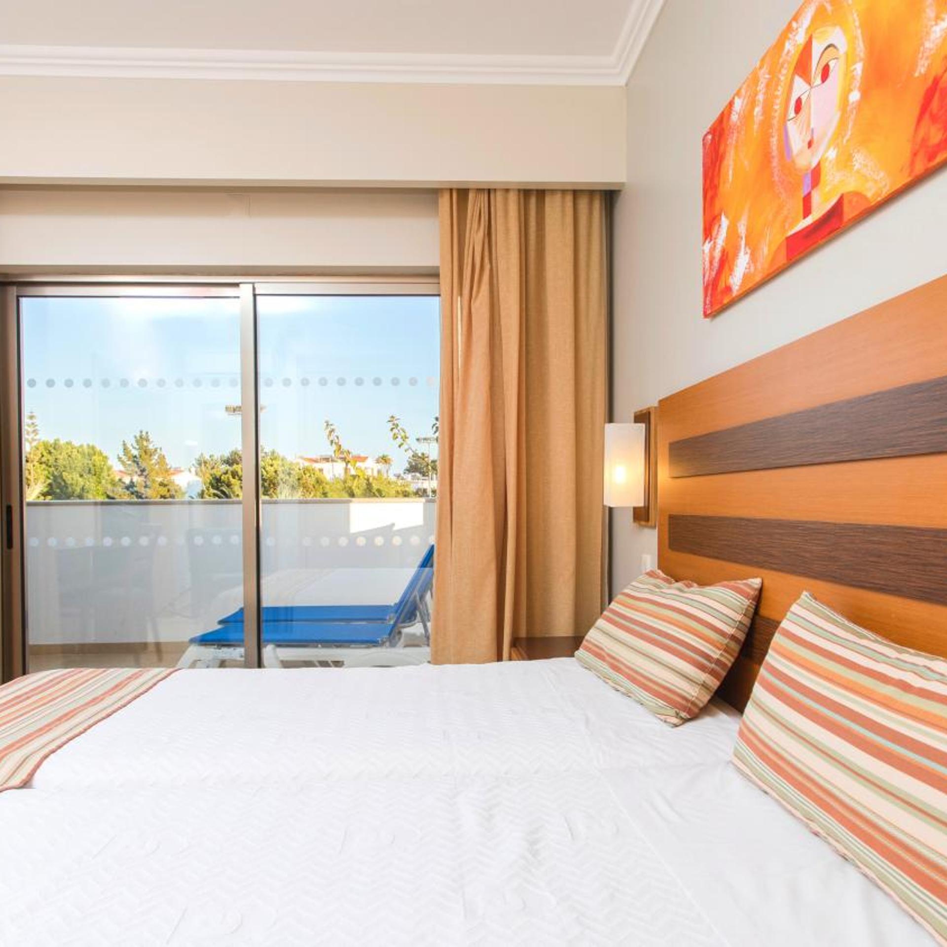 1 BEDROOM, APARTMENT, GARDEN VIEW