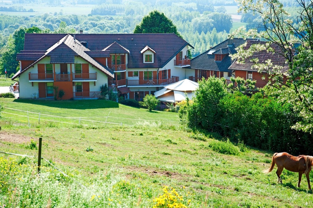 Hotel Les Bergeronnettes 57/60