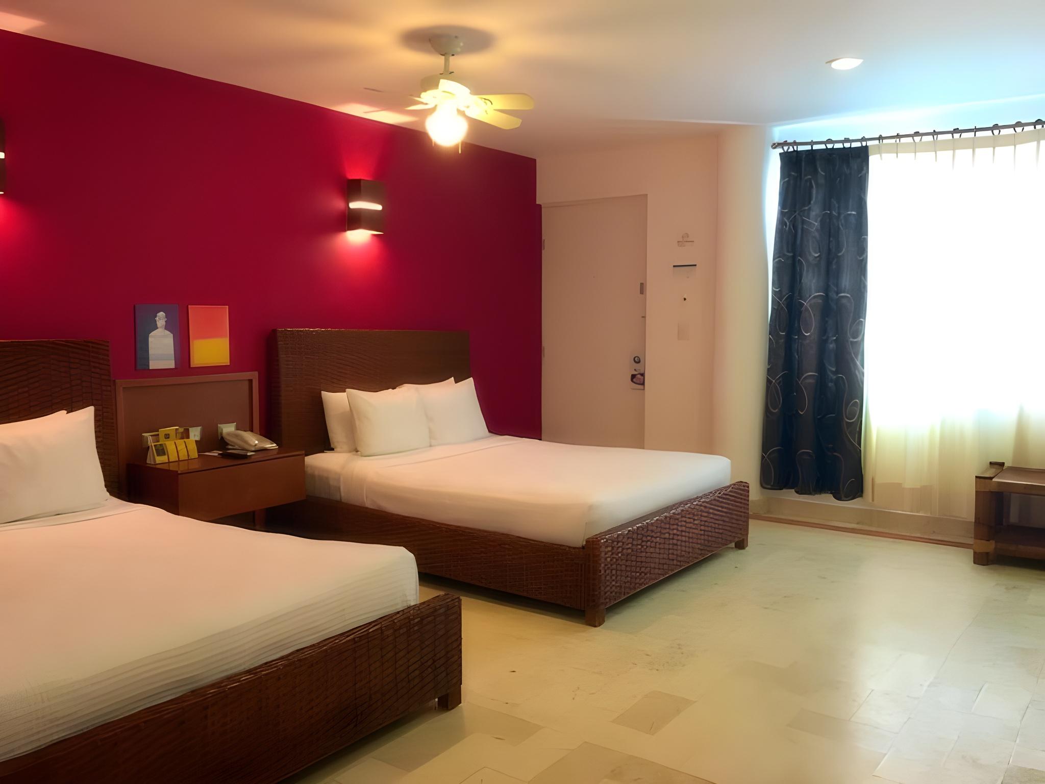 ROOM, DOUBLE BED