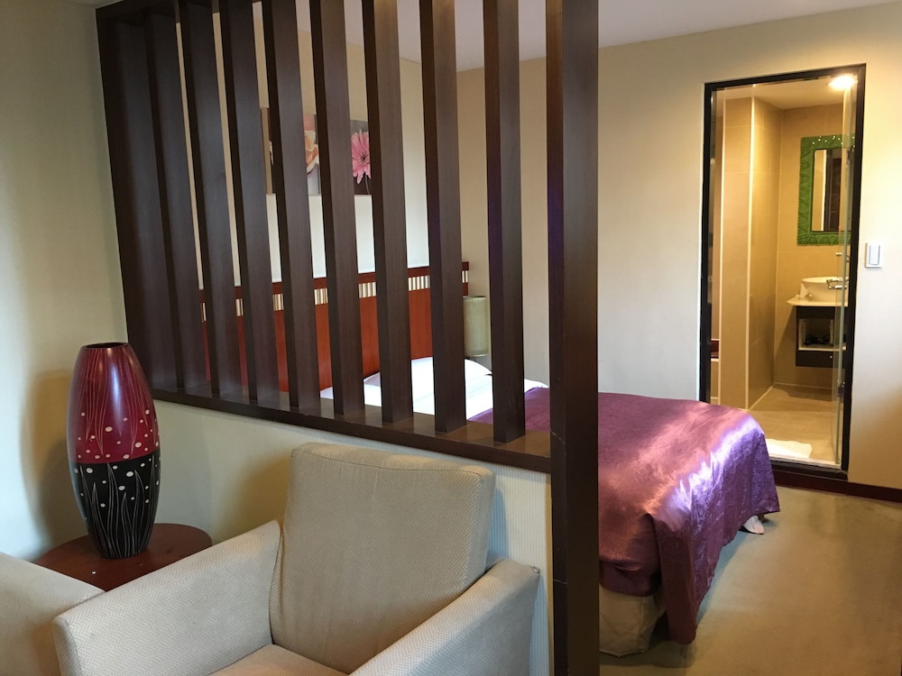 Eastern Beauty Hotel 20/26
