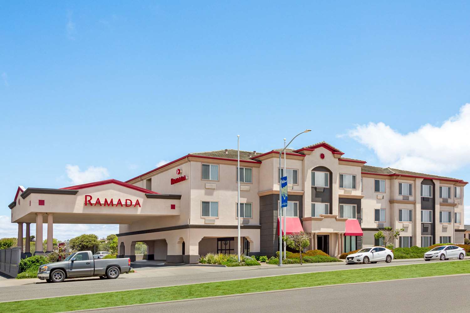 Ramada By Wyndham Marina 8/73