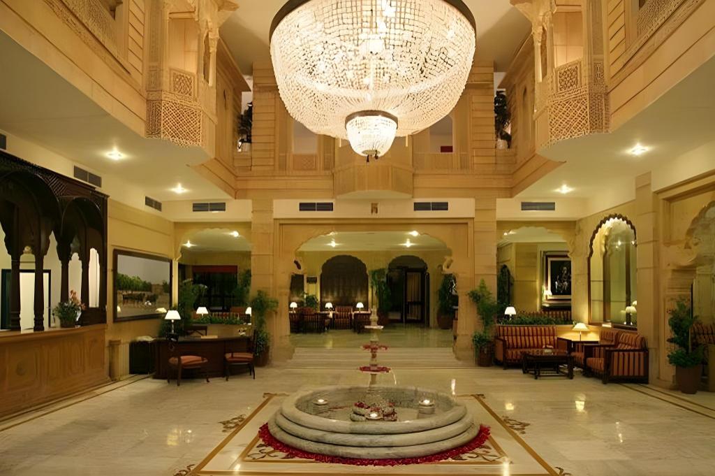 Oyo 6549 Hotel Gorbandh 15/47