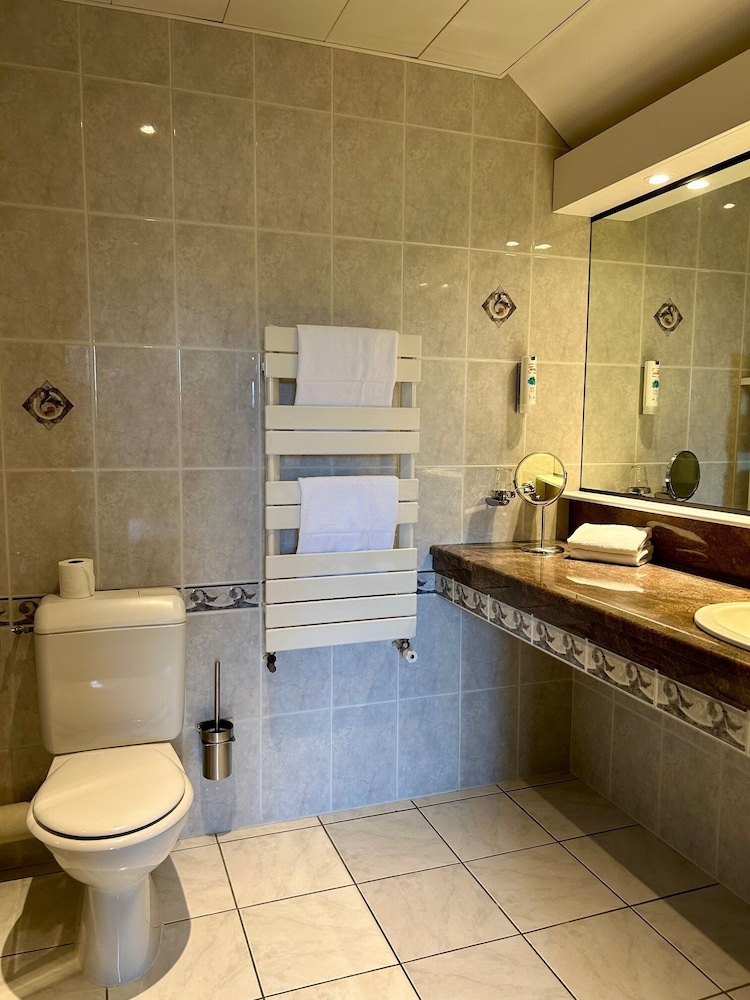 Citotel Le Challonge 44/44