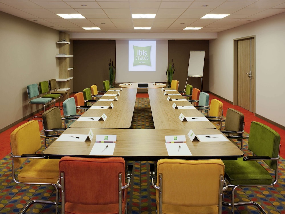 Ibis Styles Chaumont Centre Gare 49/60
