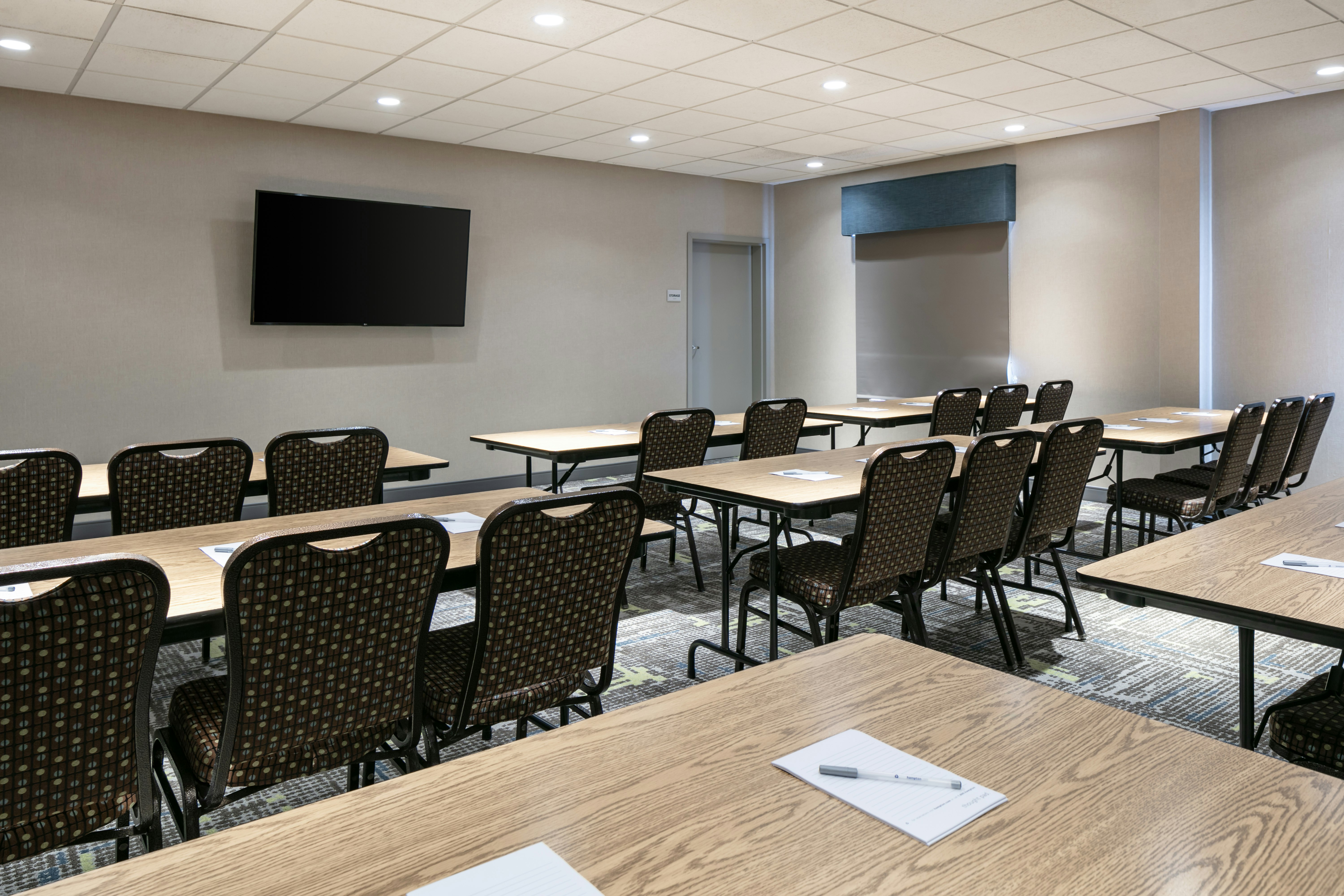 Hampton Inn Suites Grafton 33/46