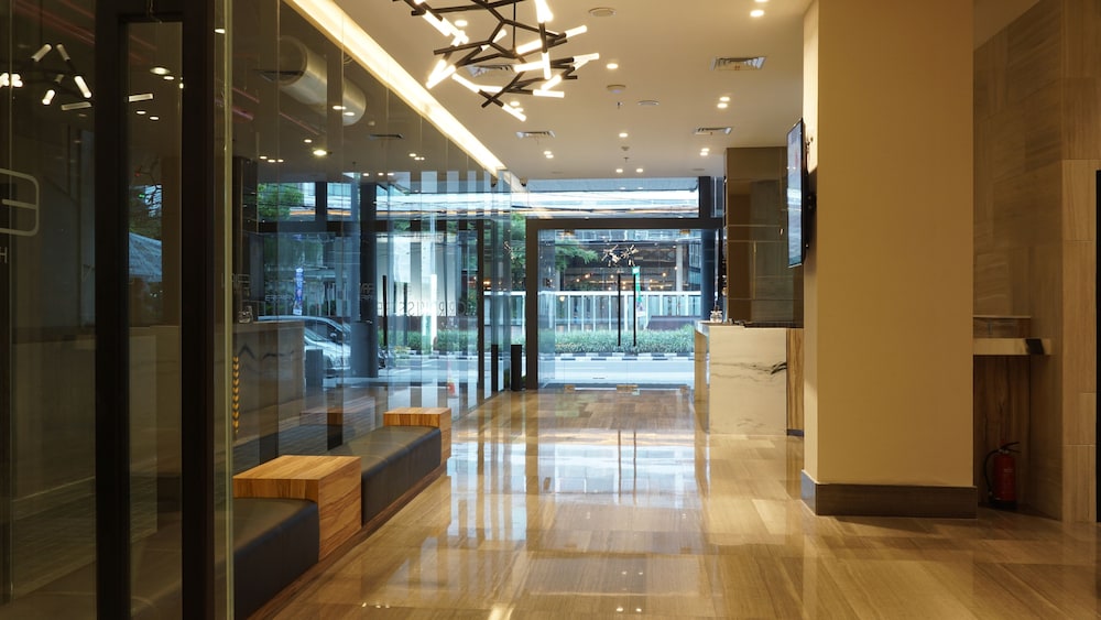 Erian Hotel 6/50