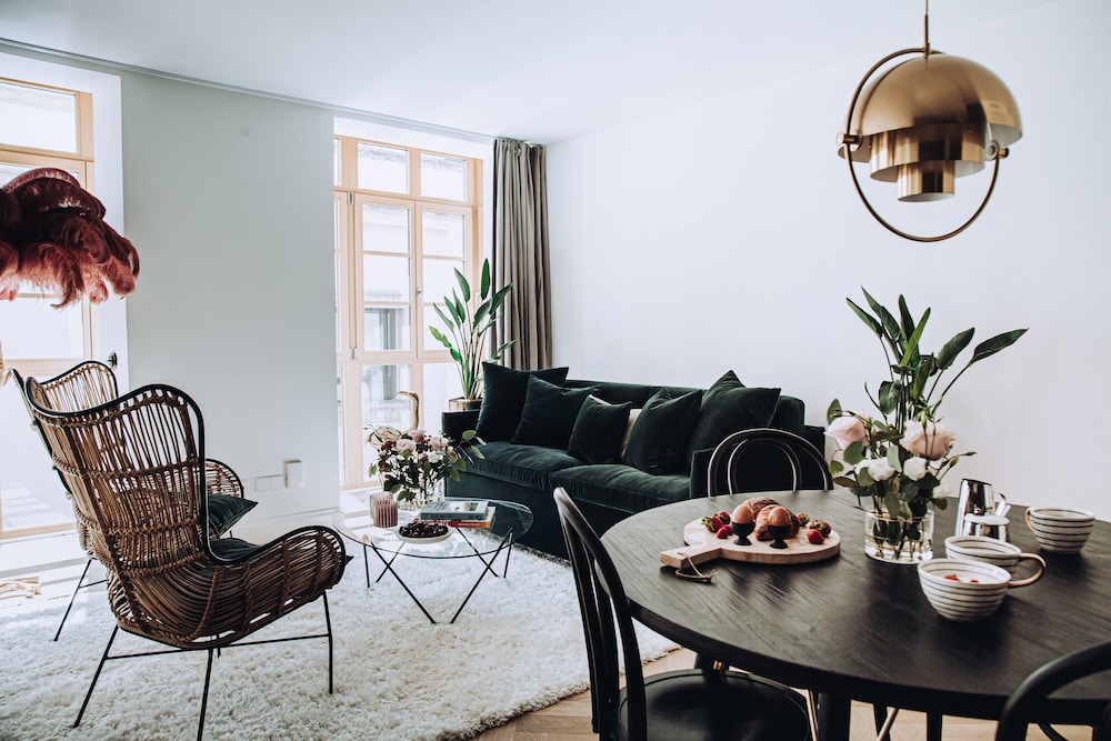Ocho Suites and Kitchen 33/47