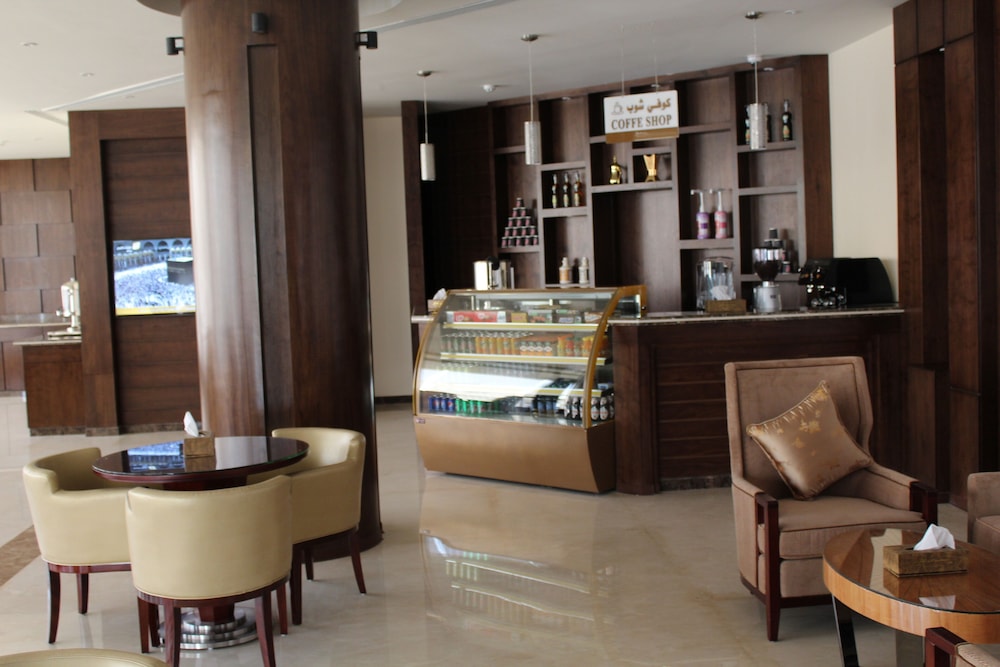 Pestana Hotel and Suites 2 38/52