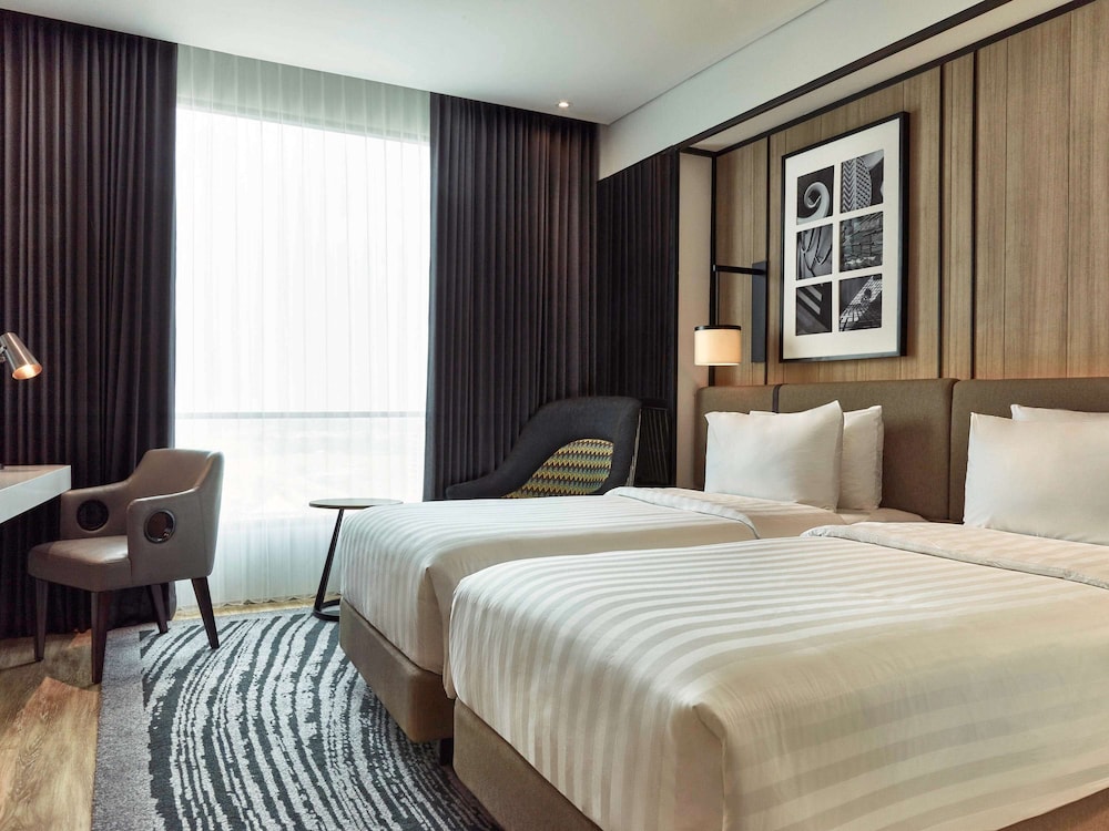 Novotel Karawang 7/64