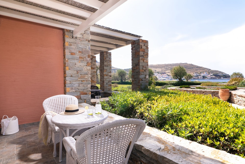 Porto Kea Suites 38/70