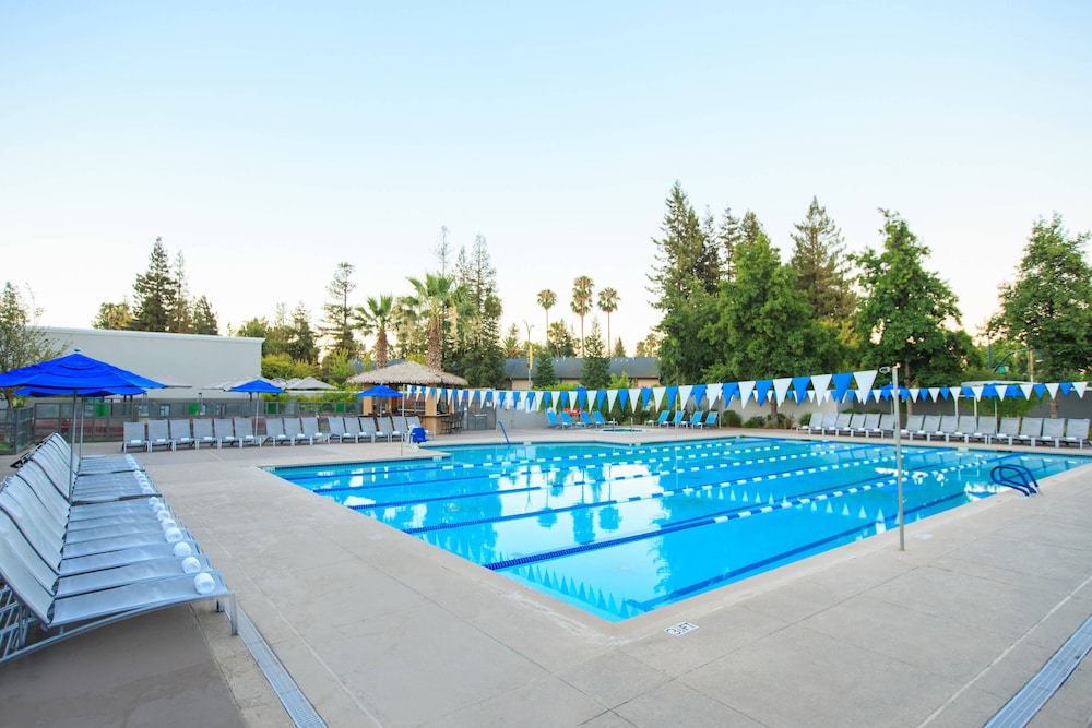 Renaissance Walnut Creek Hotel 15/25