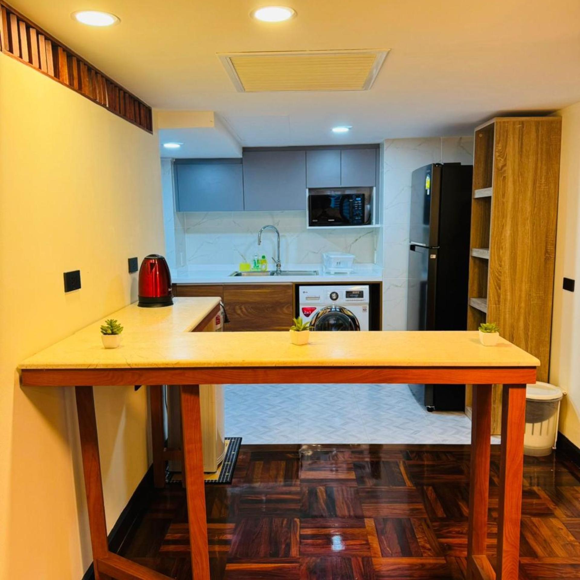 OMNI TOWER SUKHUMVIT NANA BY COMPASS HOSPITALITY 13/61