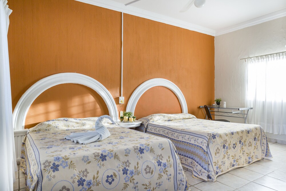 Hotel del Tajo 16/35