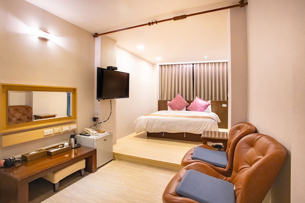 Mei Jia Mei Hotel 20/50