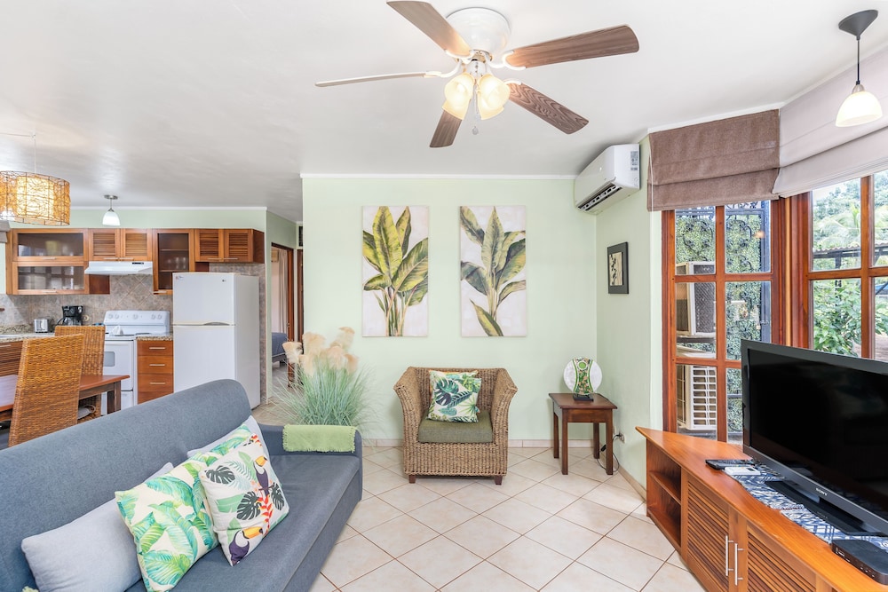 Villa Del Sueño 29/50