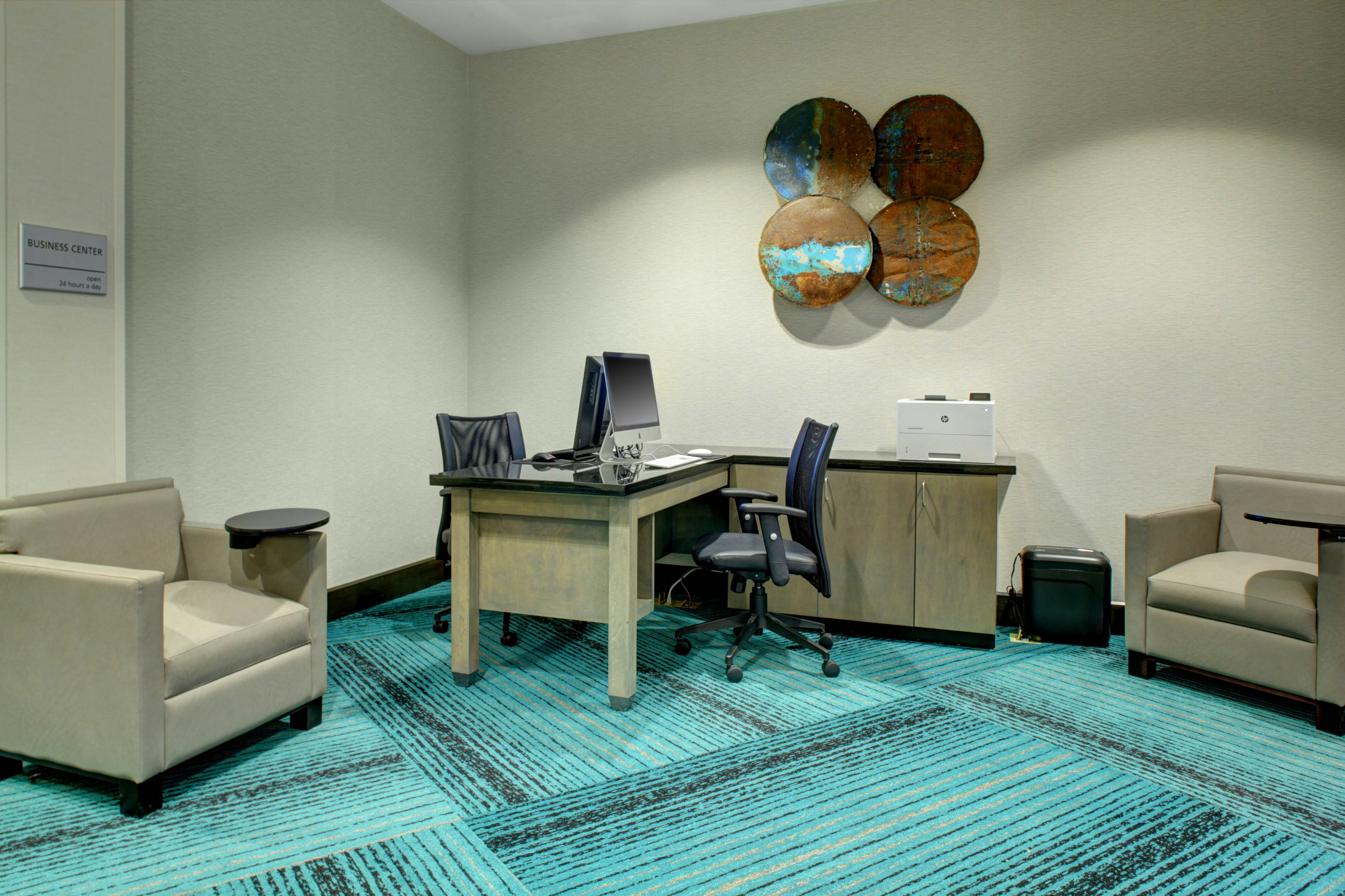 Hampton Inn And Suites Roanoke-Downtown 72/75
