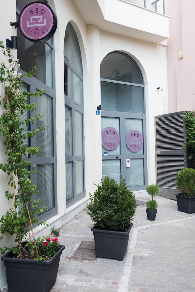 BED in Athens 3/48