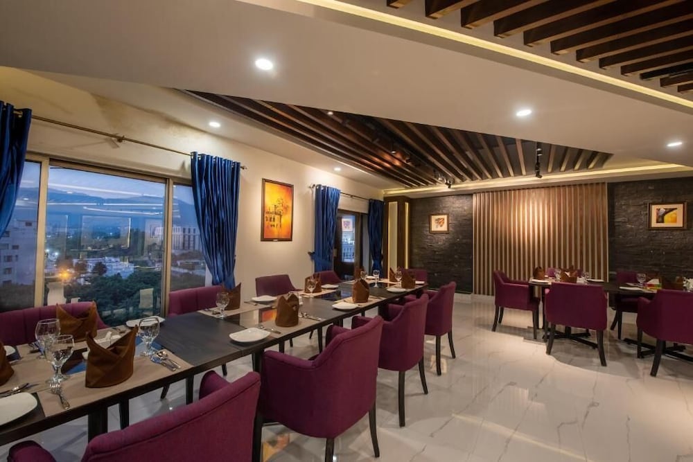 Legend Hotel Islamabad 45/51