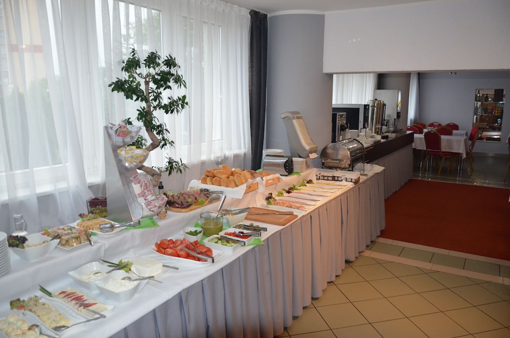 restaurant-cafeteria