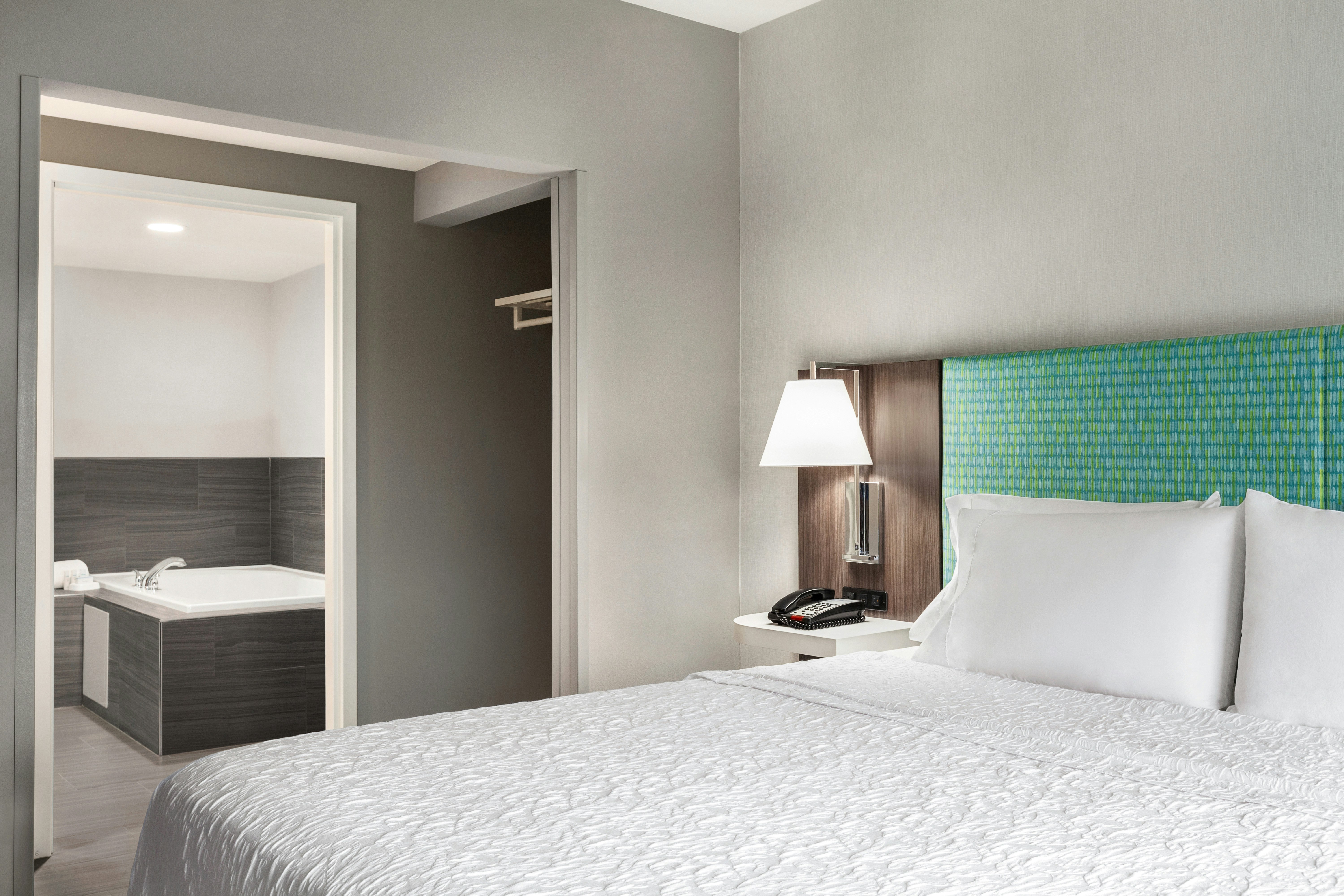 Room, King Bed, Garden Bathtub