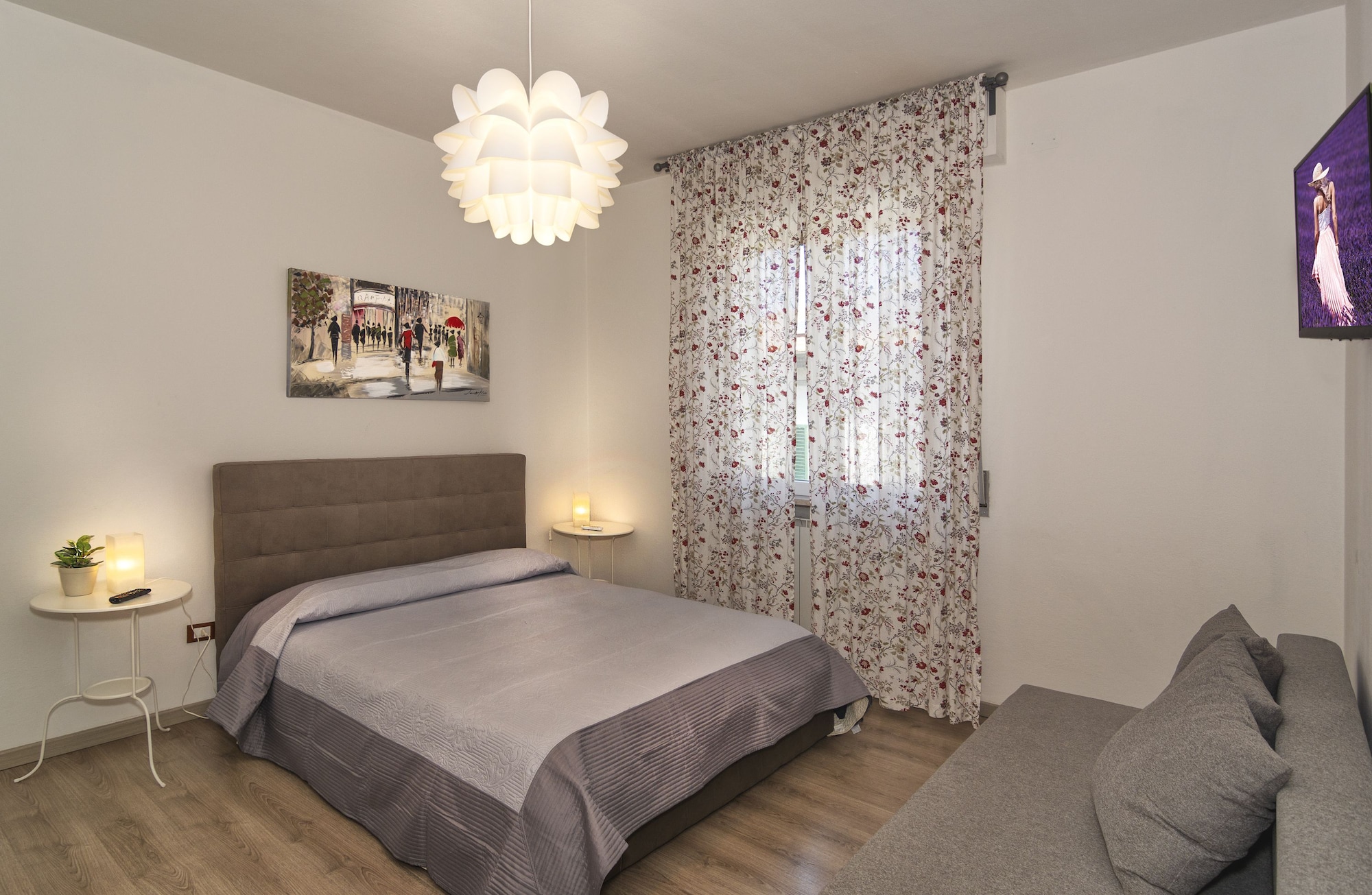 ROOM, TRIPLE
