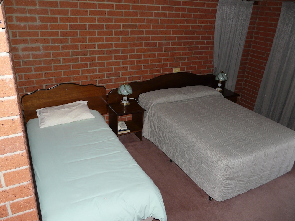 Swansea Waterloo Inn 15/50