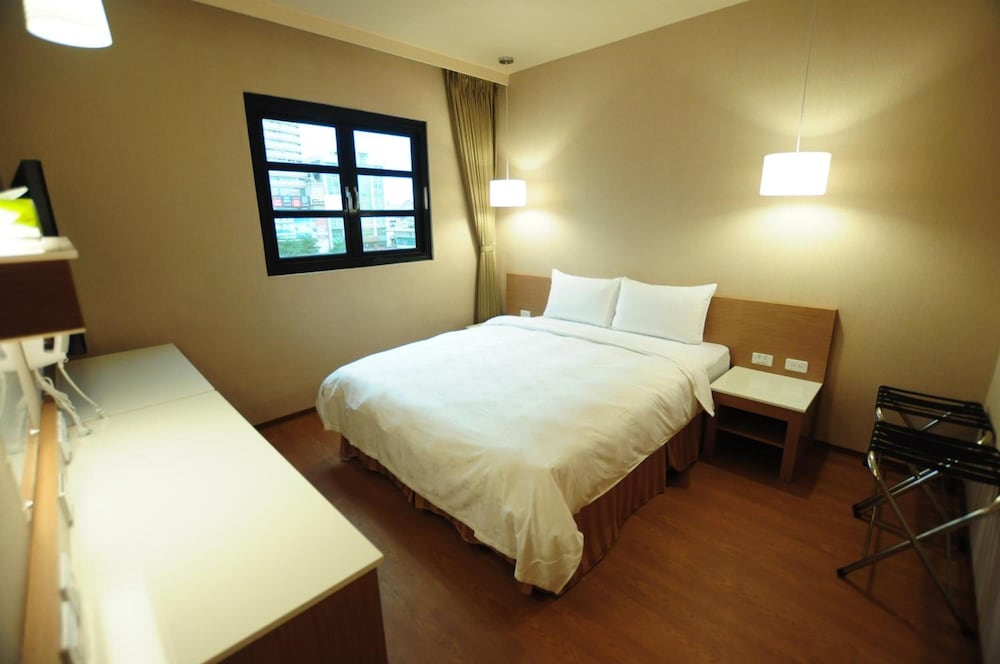 Kindness Hotel - Kaohsiung Main Station 17/51