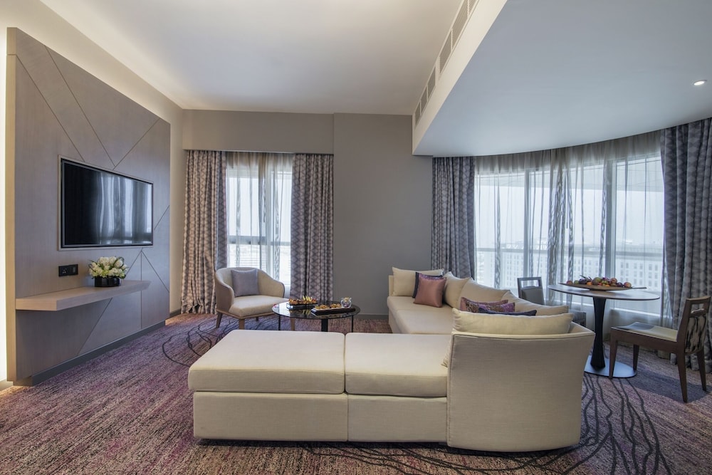 Pearl Rotana Capital Centre 6/20