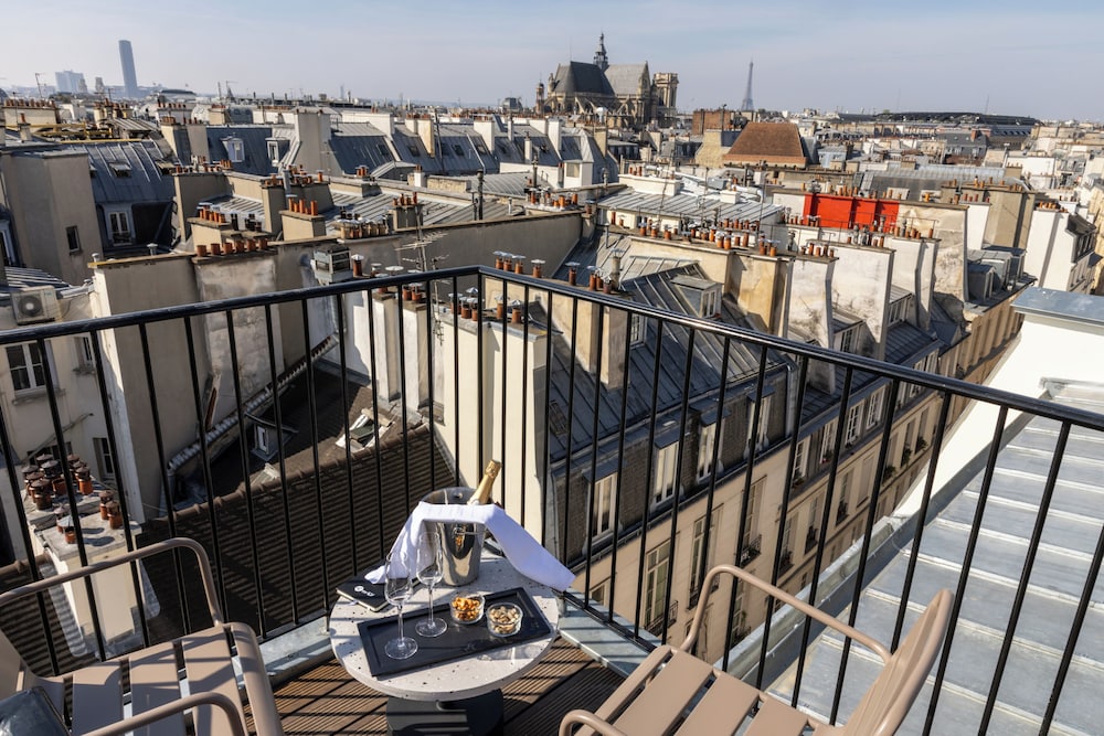 Hotel Le 6 Tiquetonne in PARIS