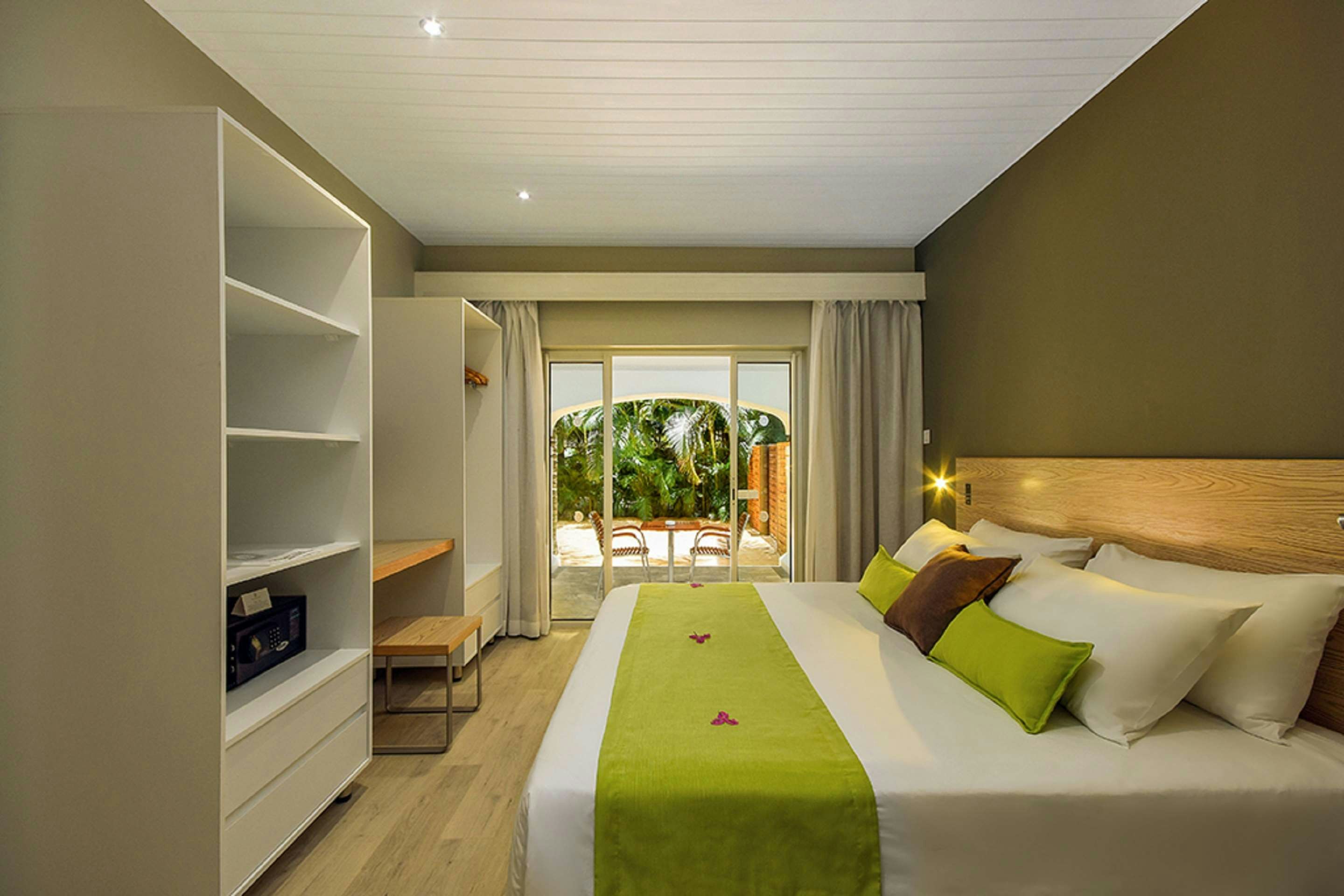 Mauricia Beachcomber Resort Spa 10/78