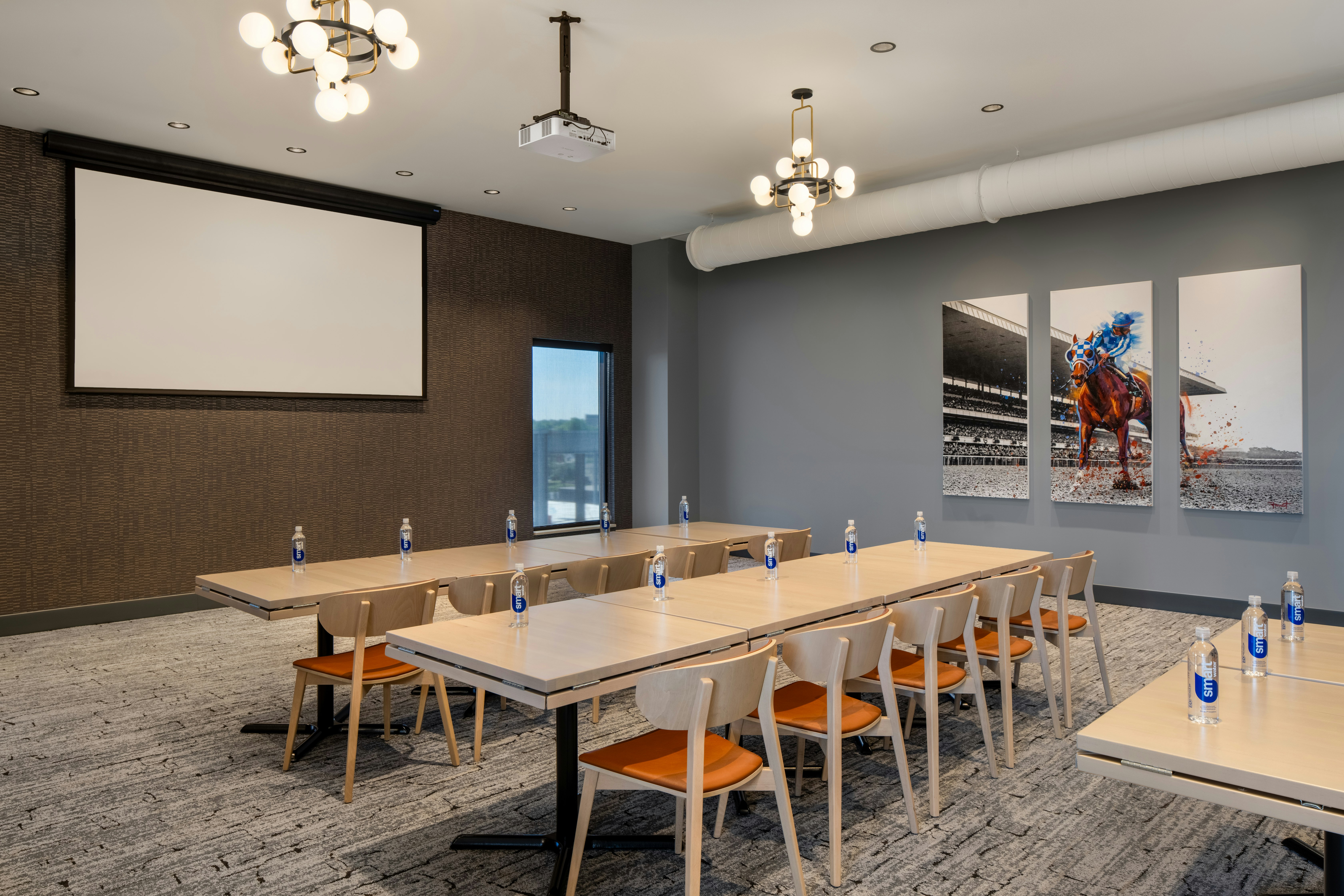Tempo by Hilton Louisville Downtown NuLu 30/32