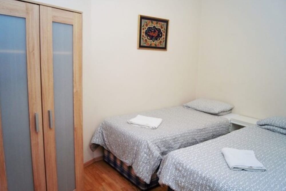 Dharma Lodge 7/47
