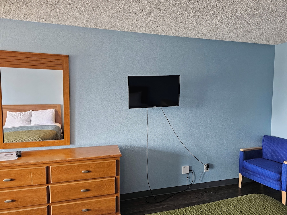 Sumner Motor Inn 45/55