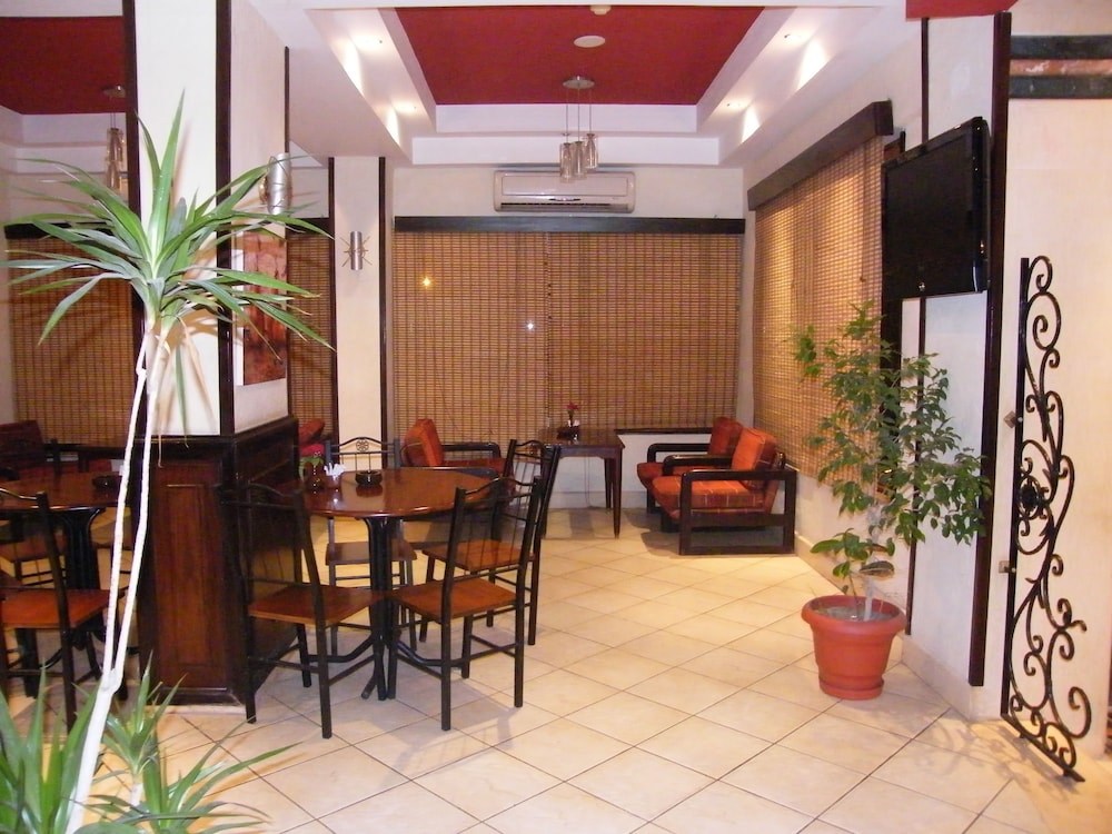King Hotel Cairo 24/28