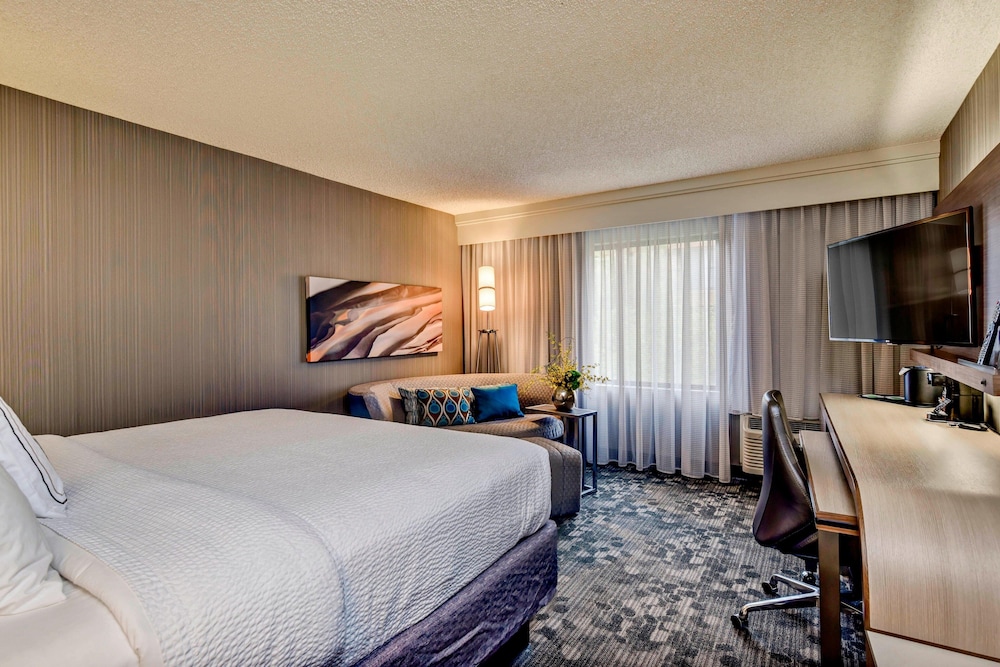 Courtyard By Marriott Downtown Boise 13/58