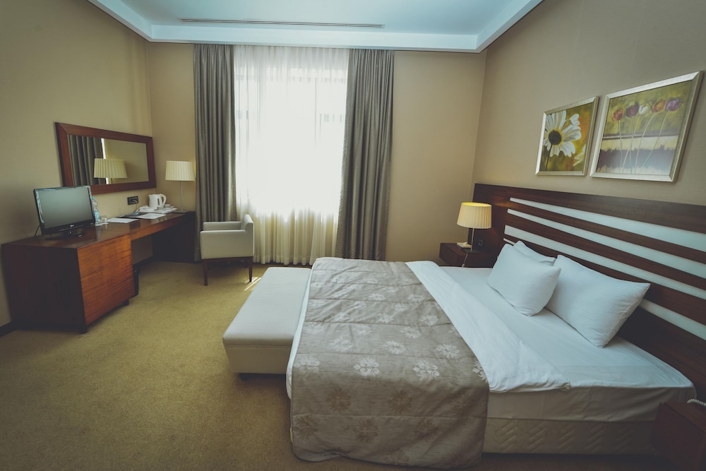 QAFQAZ RESORT HOTEL 9/50