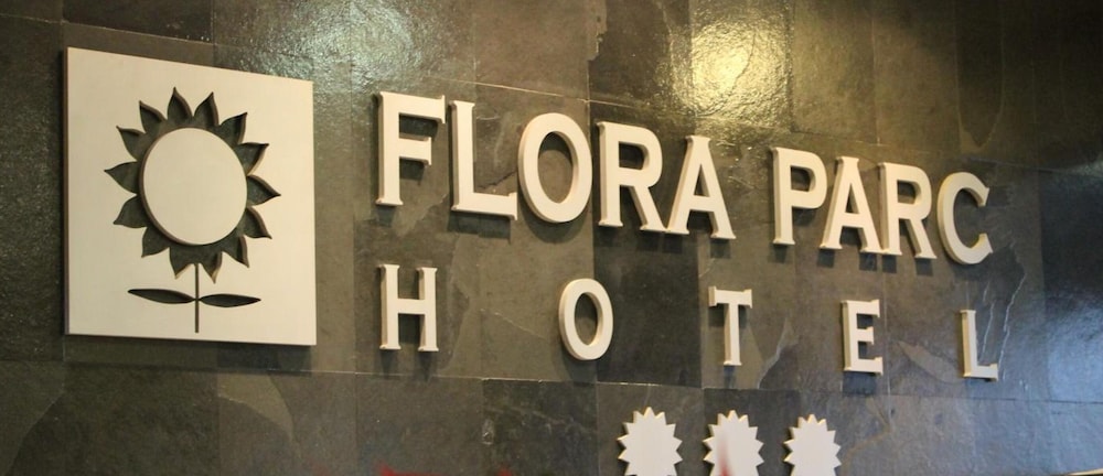 Hotel Flora Parc 33/48