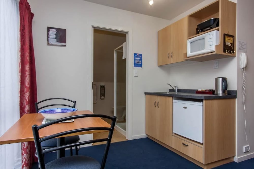 Garden City Motel 5/50