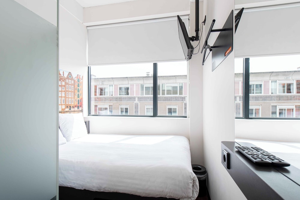 غرفة صغيرة مزدوجة، easyHotel Amsterdam City Centre 10/12
