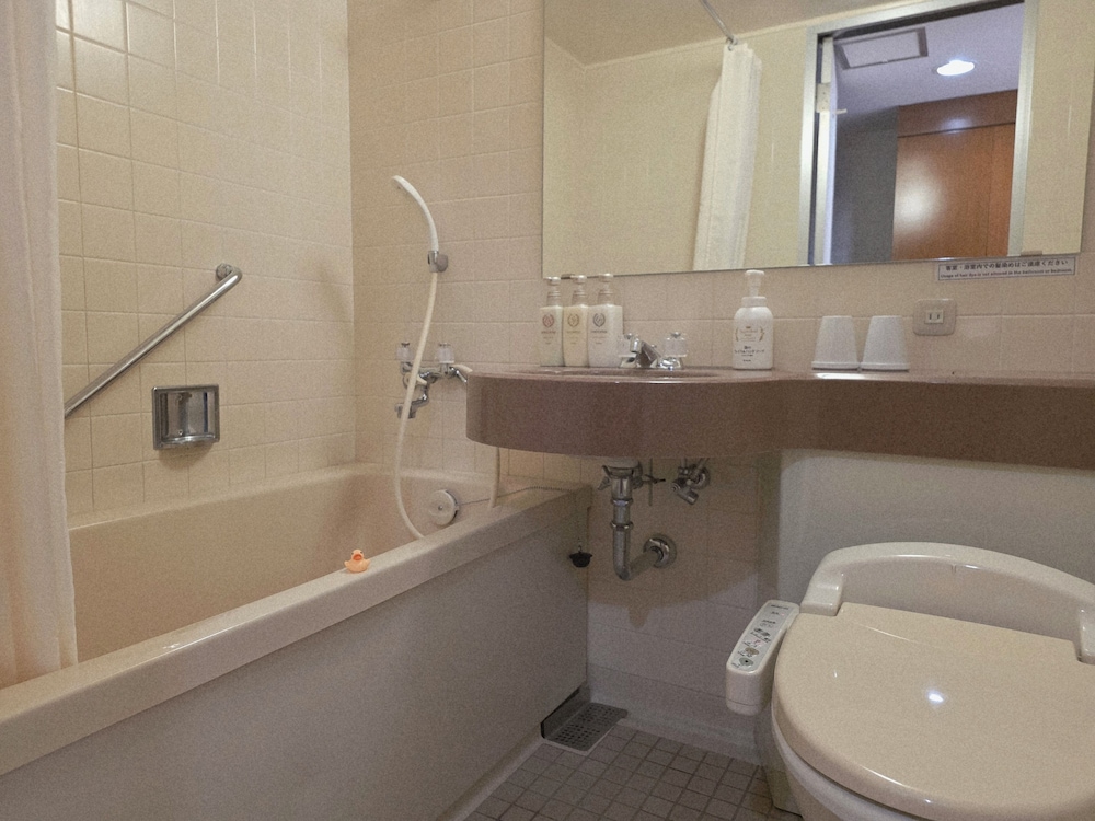 Shinmatsudo Station Hotel 25/27