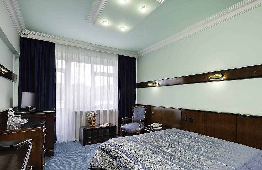 Otrar Hotel 15/54