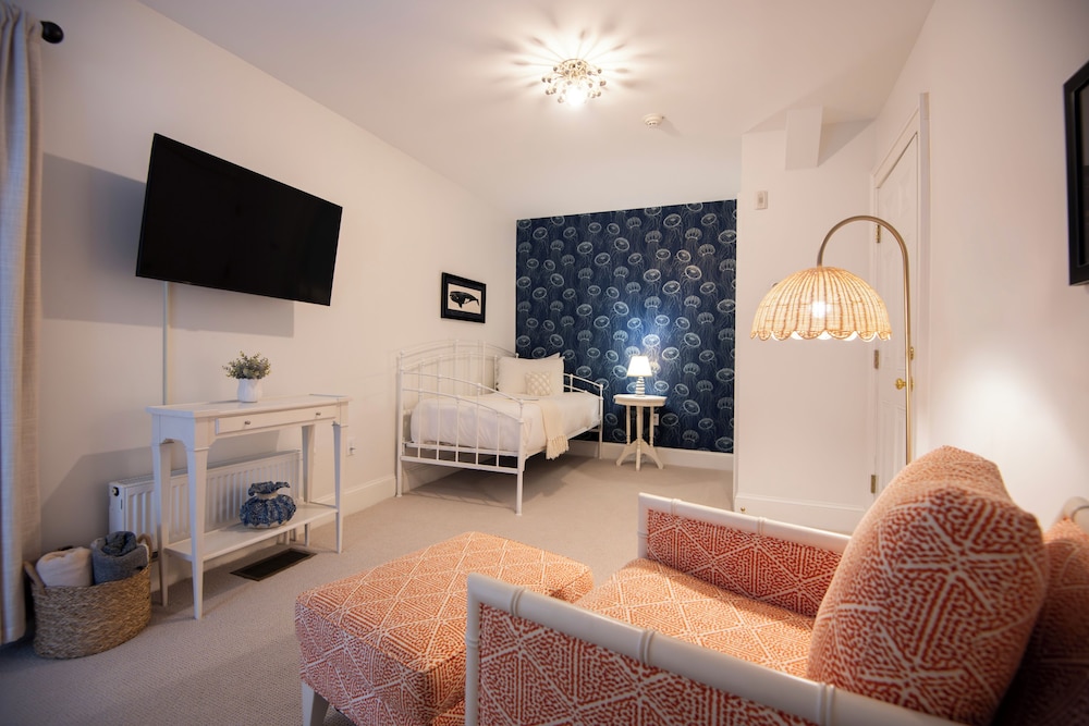 Primrose Inn 46/80