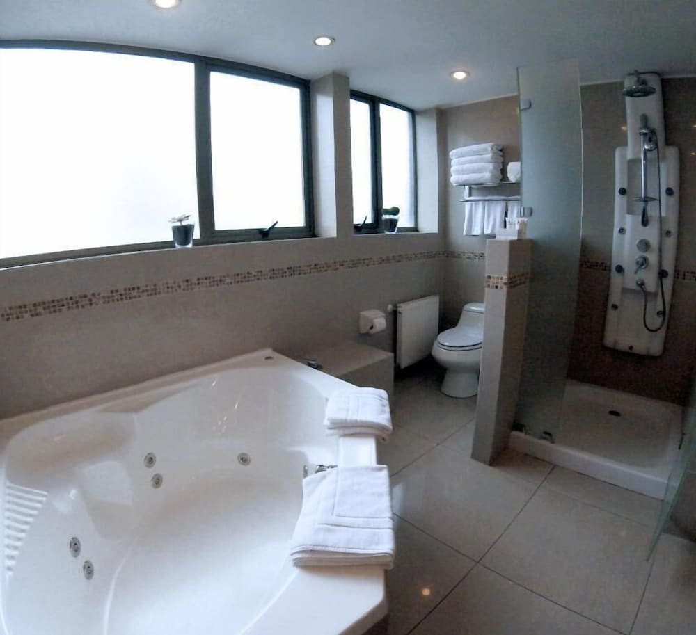 Hotel Frontera Clasico 37/38