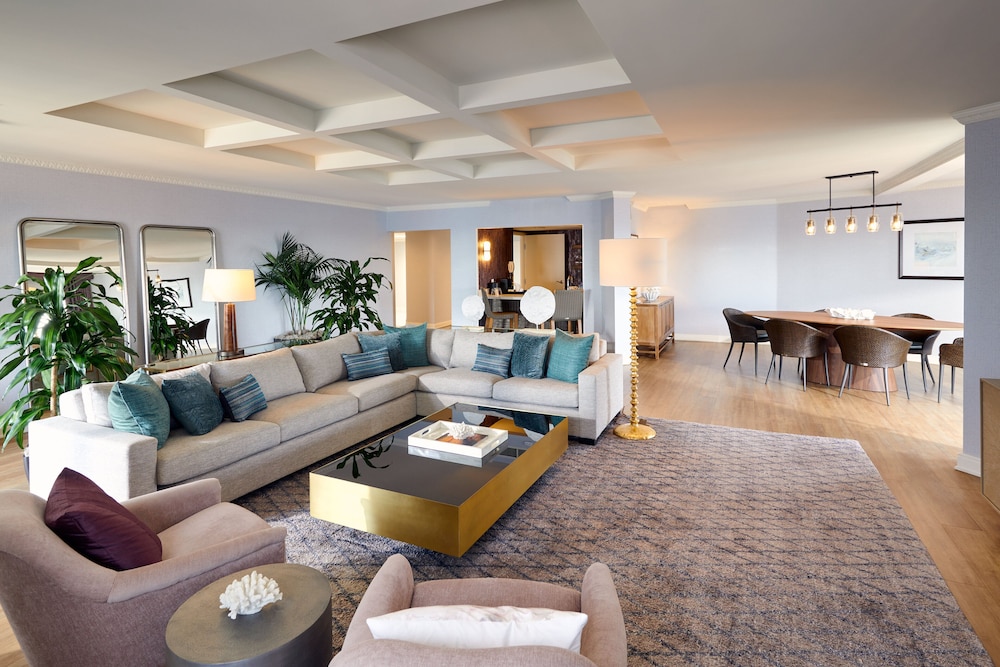 Loews Coronado Bay Resort 51/80