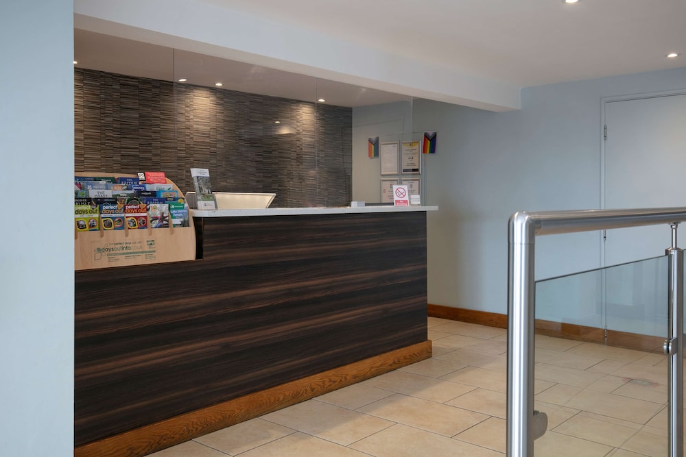 Lobby at Lancaster Morecambe Bay Hotel by Belvilla, MORECAMBE
