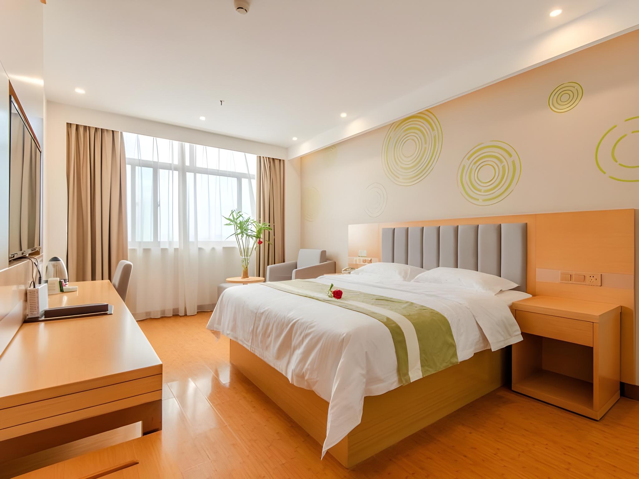 FEATURE, QUEEN BED
