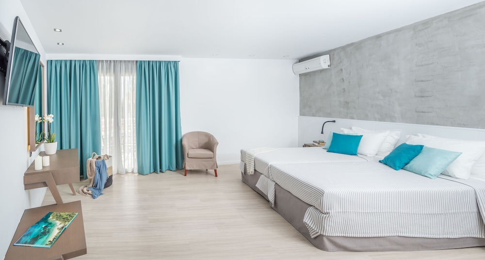 Bitzaro Palace Hotel 8/56