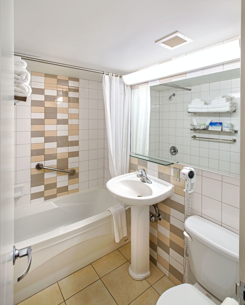 L Appartement Hotel 50/51